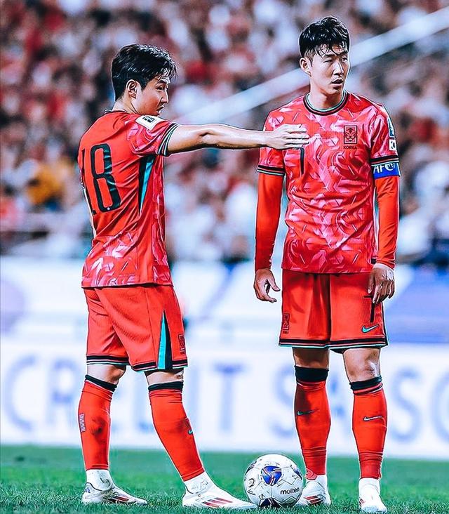 韩国队完胜英格兰队，张继科点燃赛场